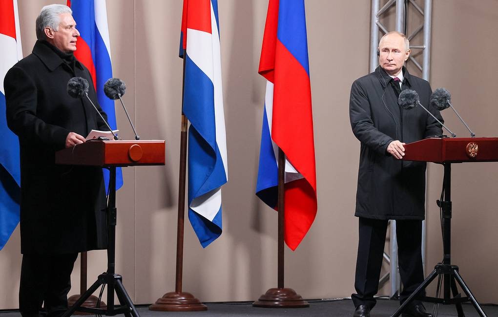 Tổng thống Nga Vladimir Putin và Chủ tịch Cuba Miguel Díaz-Canel ngày 22/11 tại thủ đô Moscow. (Nguồn: TASS)