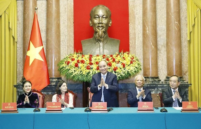 President hosts delegates to WPC's 22nd Assembly in Hanoi