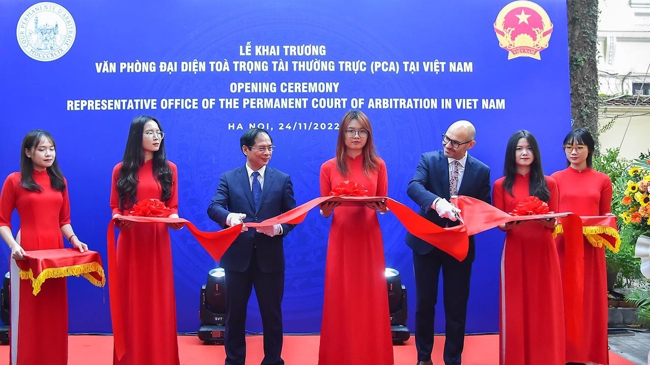 FM cuts ribbon to inaugurate PCA representative office in Hanoi