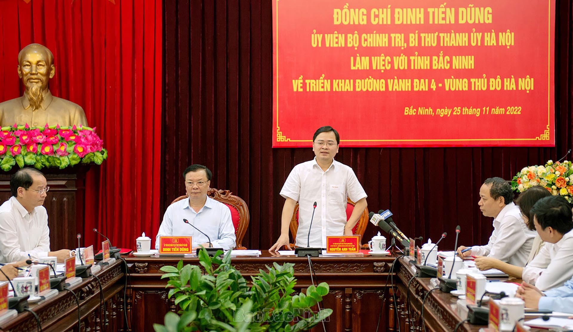 Bí thư Tỉnh ủy Bắc Ninh Nguyễn Anh Tuấn phát biểu tại hội nghị. (Nguồn: Báo Bắc Ninh)