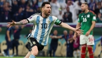 World Cup 2022: Messi bùng nổ giúp Argentina thắng trận quan trọng