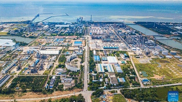 Trung Quốc: Lợi nhuận của các công ty công nghiệp giảm 3%, khai thác dầu khí tăng trưởng mạnh