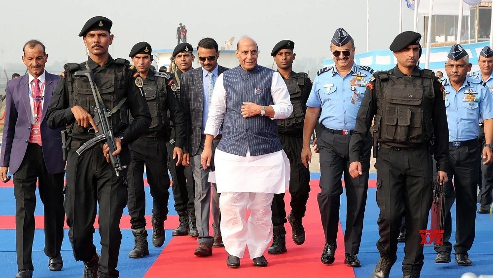 (11.30) Bộ trưởng Quốc phòng Ấn Độ Rajnath Singh dự và phát biểu tại cuộc diễn tập HADR ngày 29/11. (Nguồn: PIB)