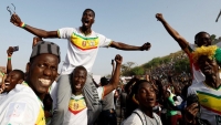 Hình ảnh CĐV Senegal xuống đường ăn mừng đội nhà lọt vòng 1/8 World Cup 2022