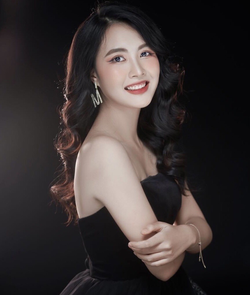 Thủ khoa ĐH Kinh tế Quốc dân vào chung kết Hoa hậu Việt Nam 2022