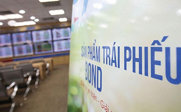 Vietnam’s bond market contracts amid monetary tightening