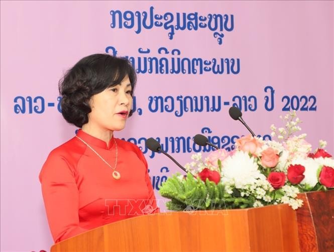 Ceremony reviewing the Vietnam-Laos friendship year held in Luang Prabang