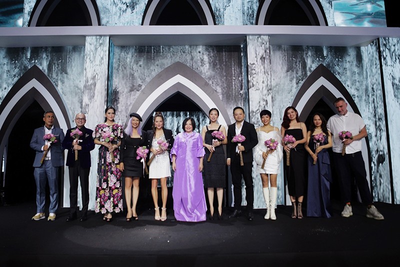 Aquafina Tuần lễ thời trang Quốc tế Việt Nam Thu Đông 2022 khép lại thành công rực rỡ