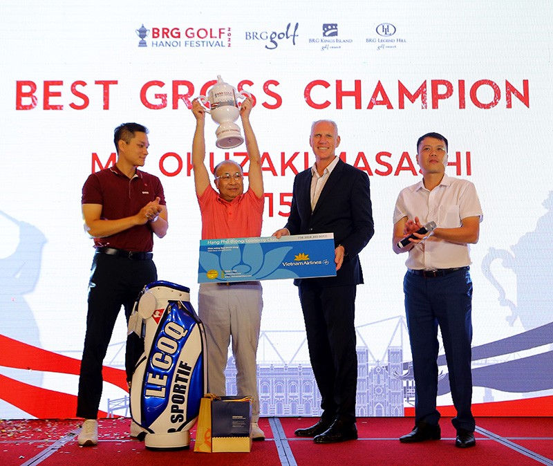 Gôn thủ Nhật Bản Okuzaki Masashi đăng quang giải đấu 2022 BRG Golf Hanoi Festival