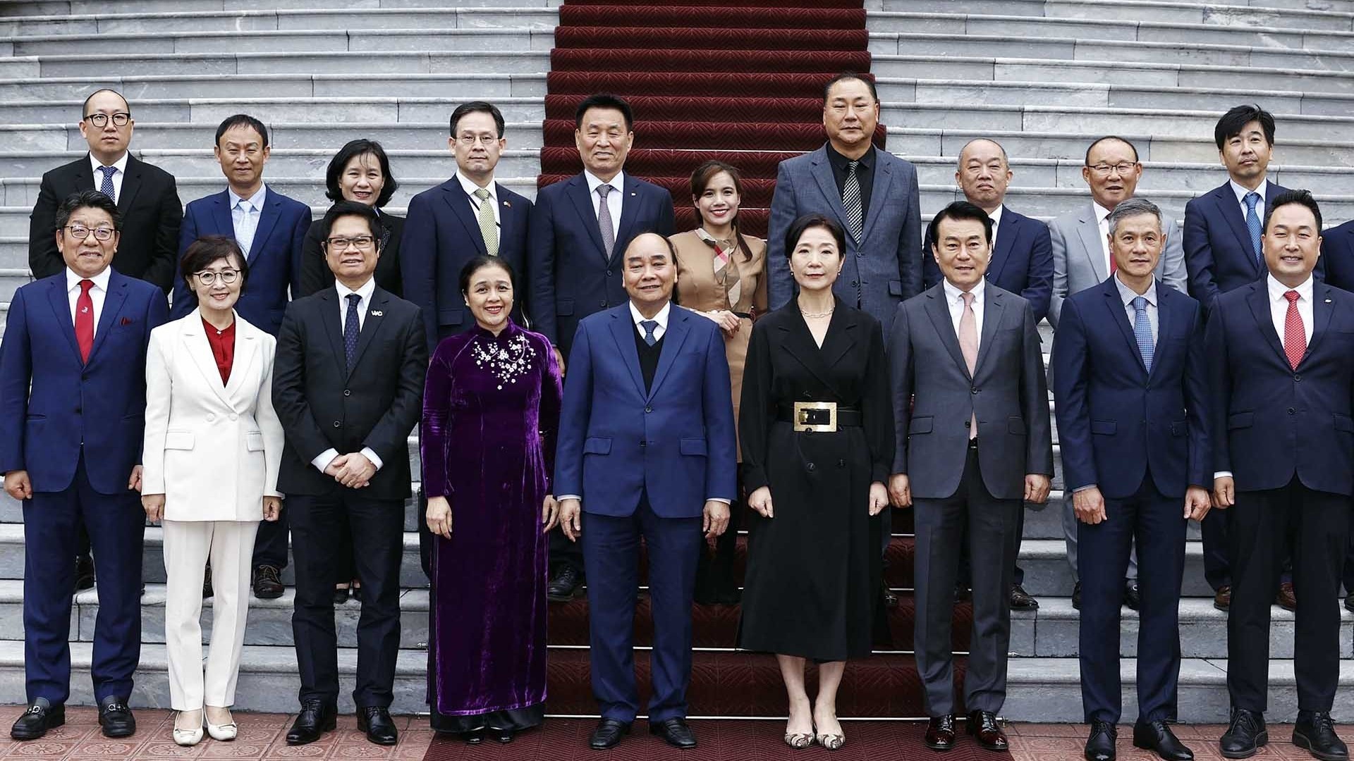 Chủ tịch nước Nguyễn Xuân Phúc gặp mặt các tổ chức người Hàn Quốc tại Việt Nam
