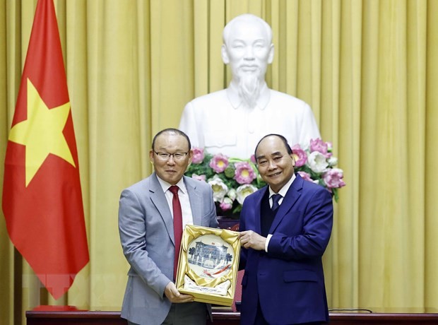 President Nguyen Xuan Phuc met representatives from organisations of Koreans in Vietnam