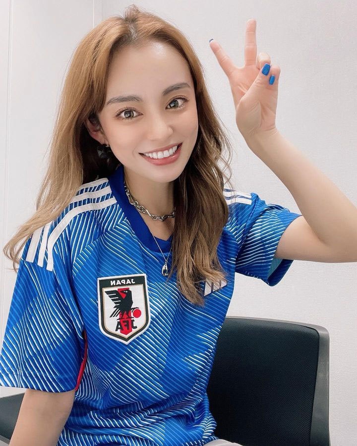 Nhan sắc 'nữ thần chiến thắng' của Nhật Bản tại World Cup 2022
