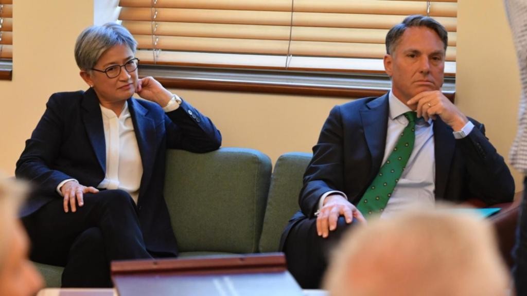 Phó Thủ tướng kiêm Bộ trưởng Quốc phòng Richard Marles và Ngoại trưởng Penny Wong của Australia. (Nguồn: APP)