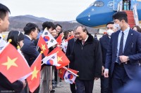 Chủ tịch nước Nguyễn Xuân Phúc đến Hàn Quốc, bắt đầu chuyến thăm cấp Nhà nước