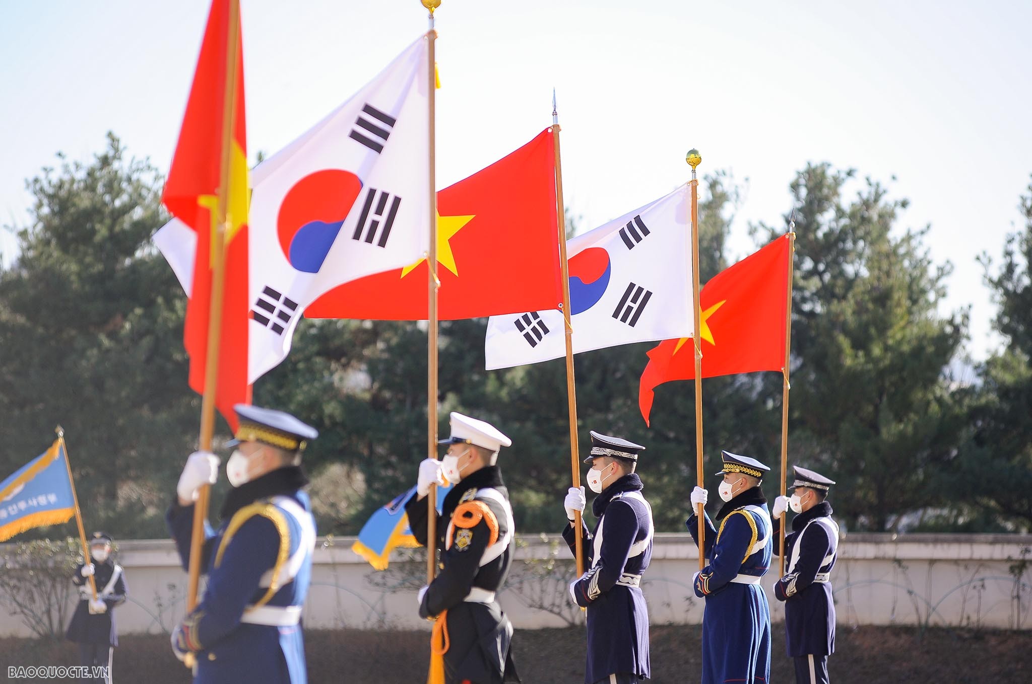 Official welcome ceremony held for President Nguyen Xuan Phuc in RoK