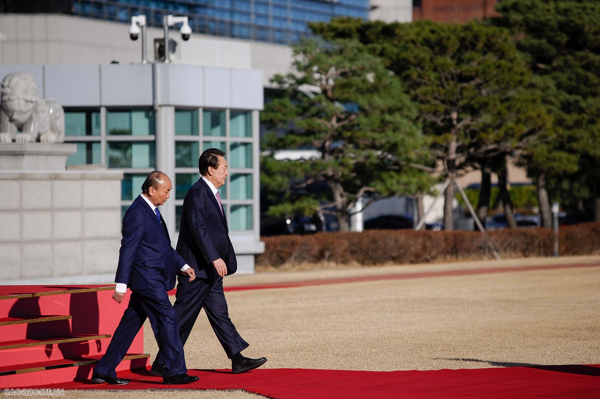 Official welcome ceremony held for President Nguyen Xuan Phuc in RoK