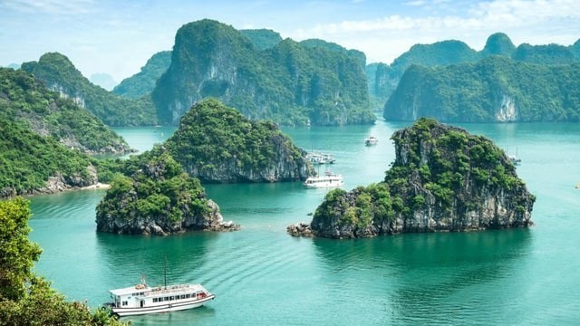 Người dân và các công ty lữ hành Trung Quốc vui mừng vì du lịch đến Việt Nam được nối lại
