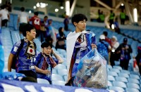 World Cup 2022: Từ hành động nhặt rác của CĐV Nhật Bản, nghĩ về giáo dục tinh thần trách nhiệm cho trẻ