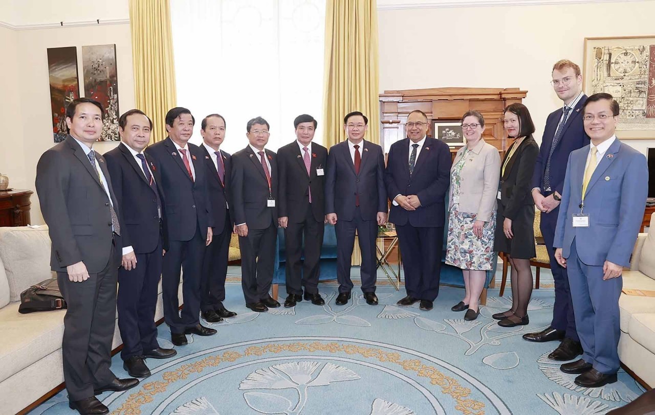 NA Chairman, Speaker of New Zealand House of Representatives hold talks in Wellington