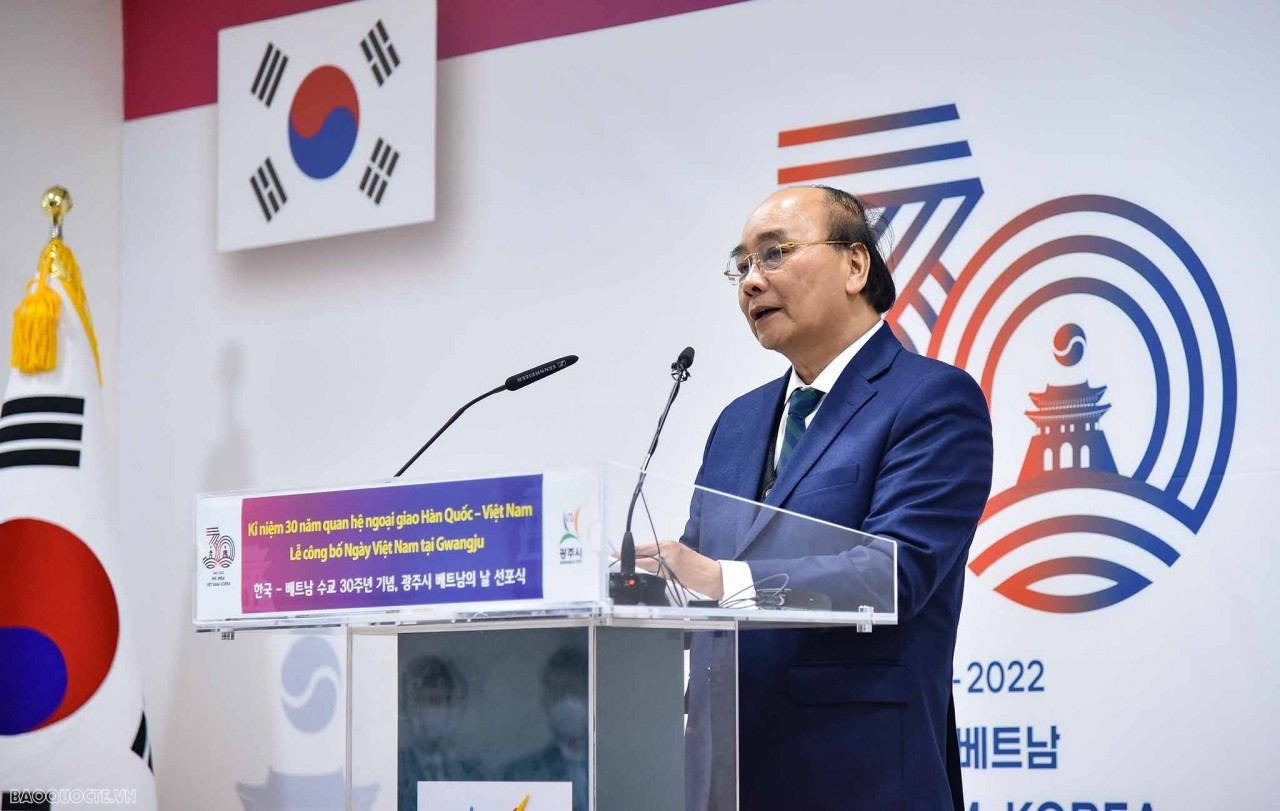 President Nguyen Xuan Phuc visits RoK Gyeonggi Province, opens Vietnam Day in Gwangju