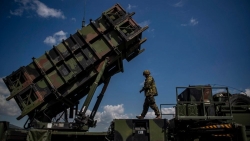 Đức sẽ đặt tổ hợp tên lửa phòng không Patriot ở Ba Lan hay Ukraine? Mỹ cấm trao đổi dữ liệu này với Nga