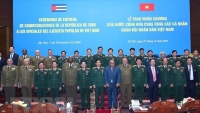 Cuba trao Huân chương tặng các cán bộ quân đội nhân dân Việt Nam