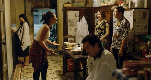 Quả cầu vàng 2023: 'Đêm tối rực rỡ' cạnh tranh với phim của Thang Duy