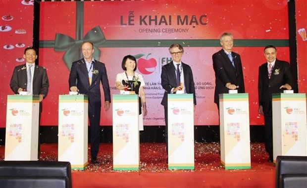 Over 300 domestic, foreign firms join Food & Hotel Vietnam 2022