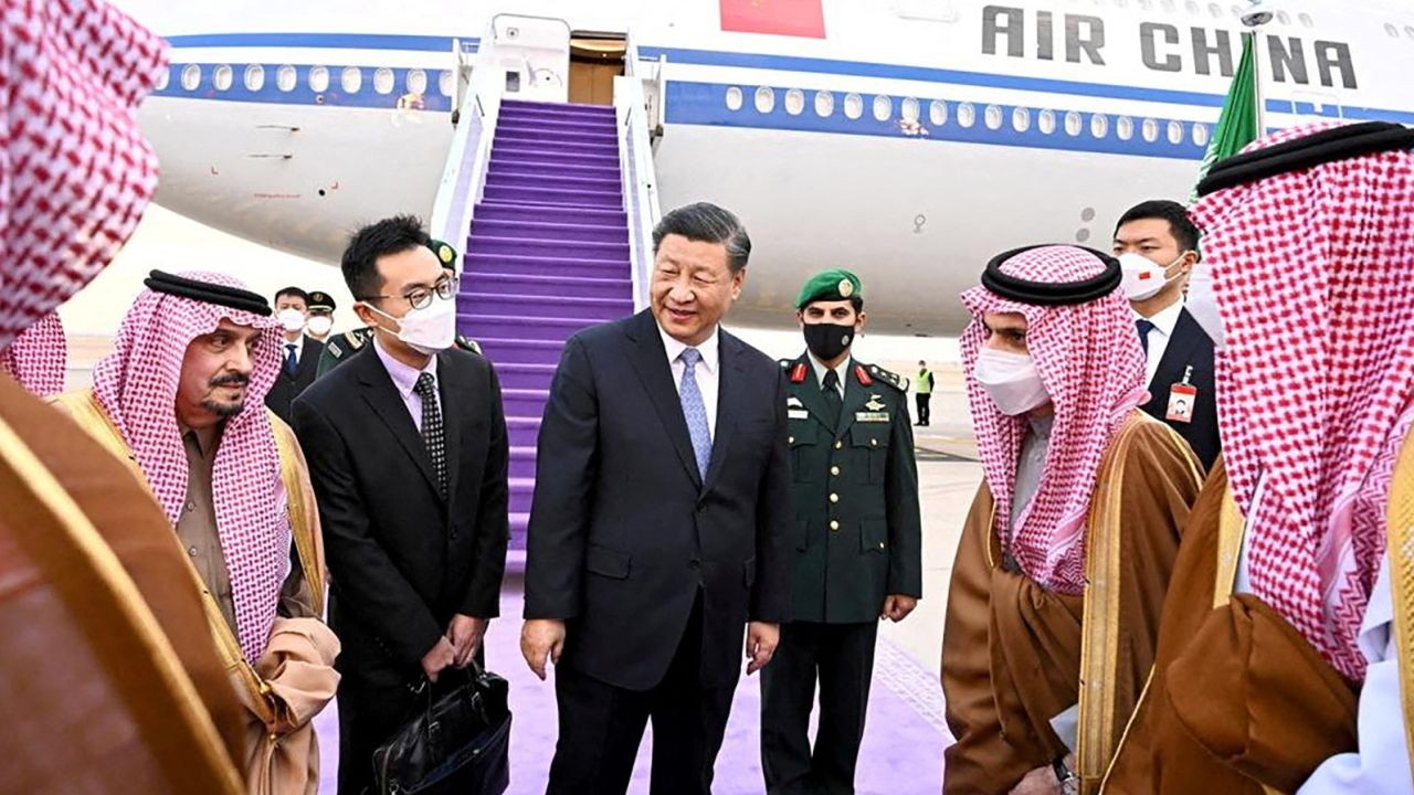 Chủ tịch Trung Quốc Tập Cận Bình đến Riyadh, Saudi Arabia ngày 7/12. (Nguồn: Reuters)