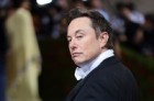 Dành bận tâm cho Twitter, tỷ phú Elon Musk suýt 'rơi' ngôi giàu nhất thế giới