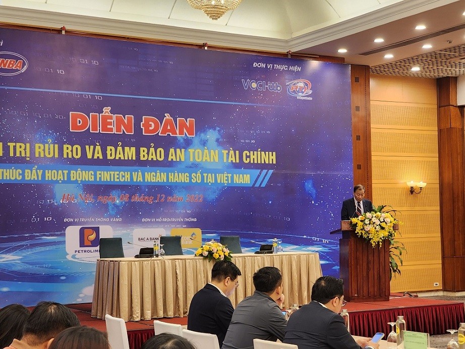 Tăng cường quản trị rủi ro, thúc đẩy hoạt động Fintech và ngân hàng số tại Việt Nam