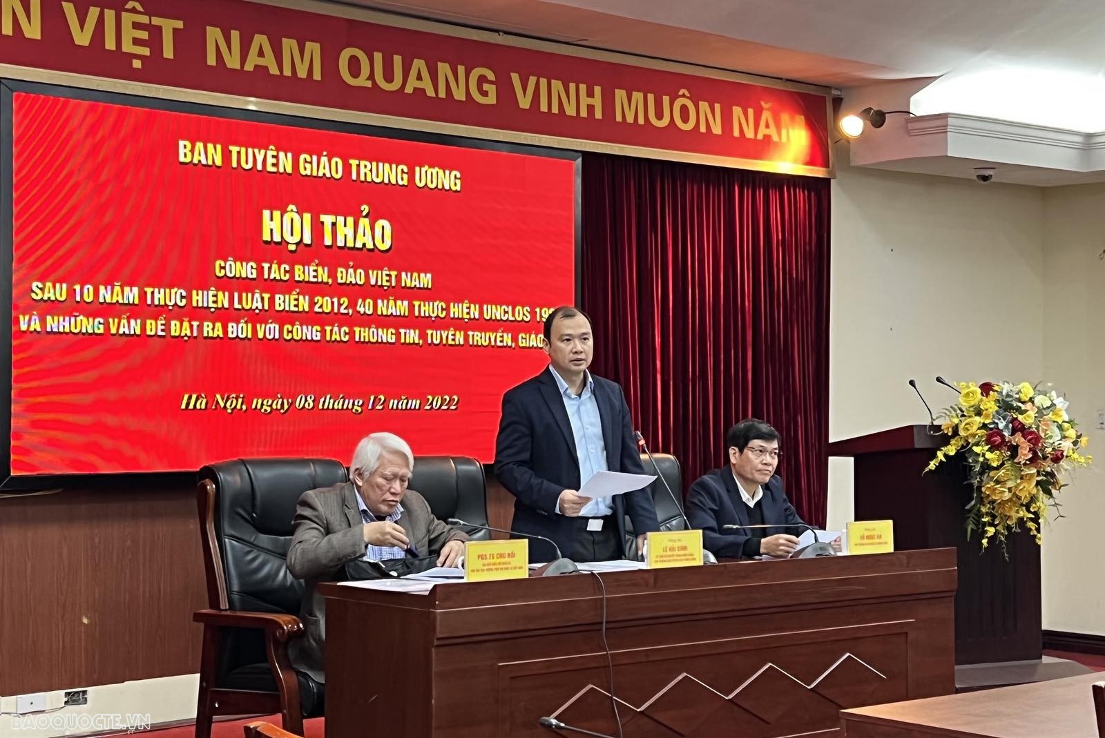 Ông Lê Hải Bình, Ủy viên dự khuyết Trung ương Đảng, Phó Trưởng ban Tuyên giáo Trung ương, phát biểu tại Hội thảo. (Ảnh: Thu Trang)