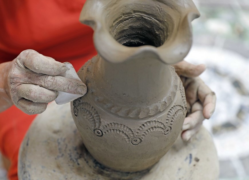 Cham pottery craft on UNESCO safeguard list