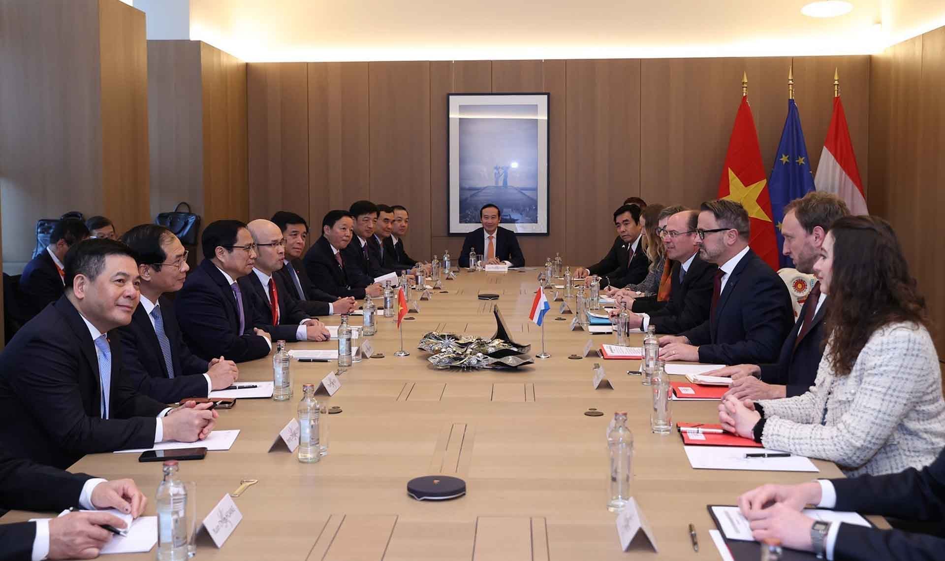 Thủ tướng Phạm Minh Chính hội đàm với Thủ tướng Luxembourg Xavier Bettel. (Nguồn: TTXVN)