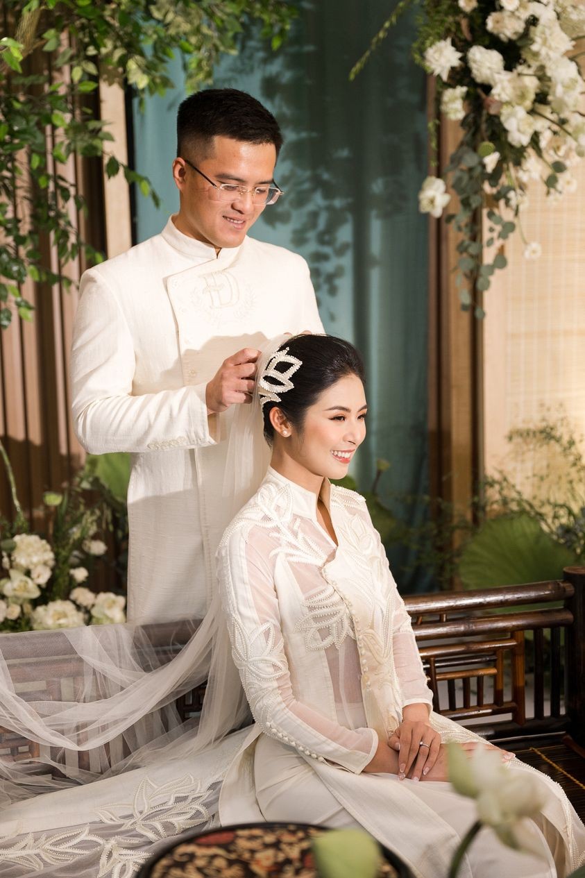 Những hình ảnh đầu tiên từ lễ cưới Hoa hậu Ngọc Hân