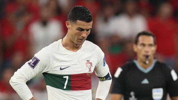 Cristiano Ronaldo khóc khi Bồ Đào Nha dừng bước tại tứ kết World Cup 2022