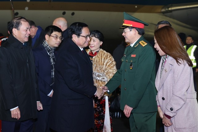Thủ tướng Phạm Minh Chính đến Amsterdam, bắt đầu chuyến thăm chính thức Hà Lan