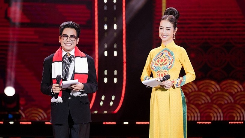 Xuân Phát Tài 11: MC Hoa hậu Jennifer Phạm, Thanh Bạch và dàn sao hội tụ
