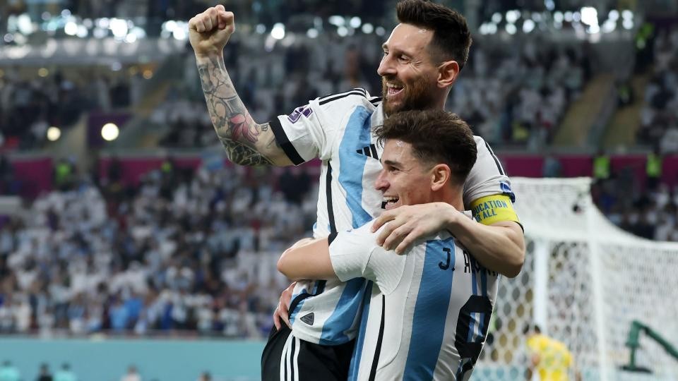Lionel Messi và Kylian Mbappe - ứng viên sáng giá giành Quả bóng vàng World Cup 2022