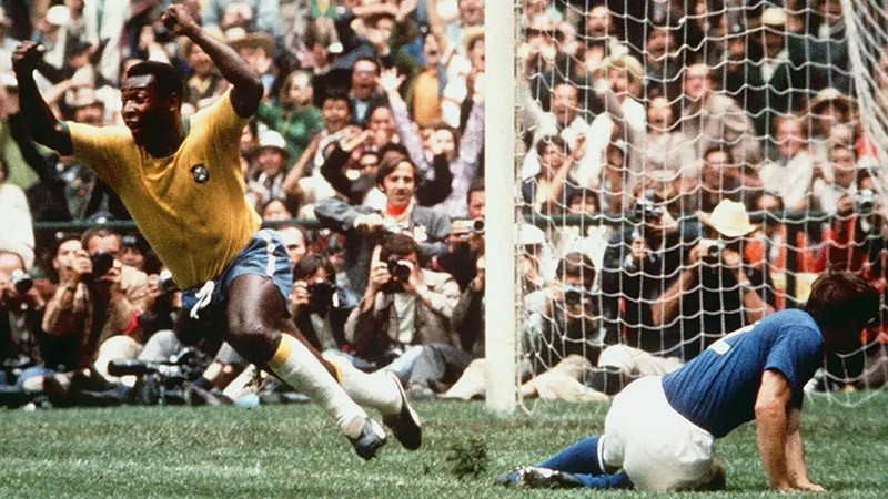 Top 10 bàn thắng để đời của Vua bóng đá Pele