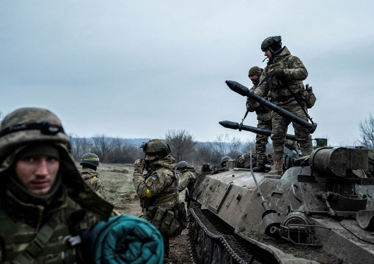 Ảnh ấn tượng tuần (5-11/12): Ukraine triển khai binh sĩ tại Donetsk, Tổng thống Putin tuyên bố trả đũa phương Tây, Mỹ-Nga trao đổi tù nhân