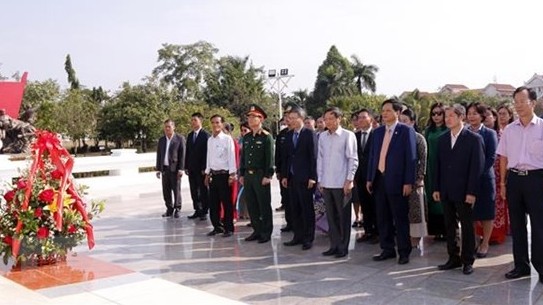 Cộng đồng người Việt kỷ niệm Ngày sinh Chủ tịch Lào Kaysone Phomvihane