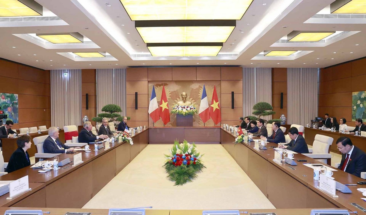 French Senate President Gérard Larcher wrapped up Vietnam visit