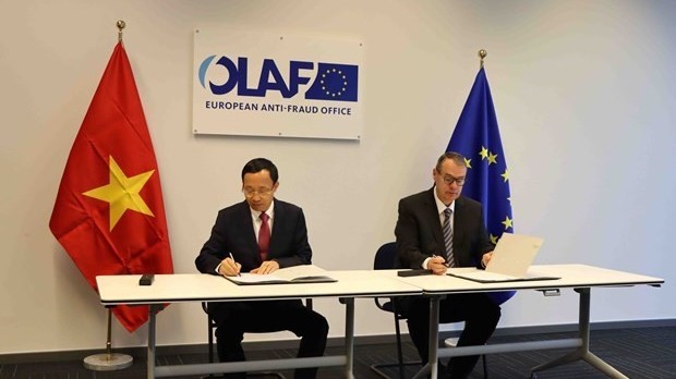 Vietnam, Europe boost cooperation in tackling trade frauds