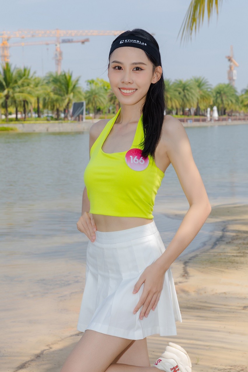 Top 35 Hoa hậu Việt Nam 2022 quyến rũ thi 'Người đẹp thể thao'