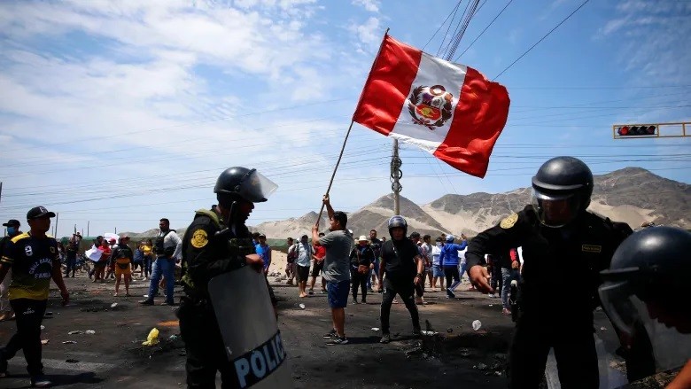 Mỹ hối thúc Peru cải cách chính trị