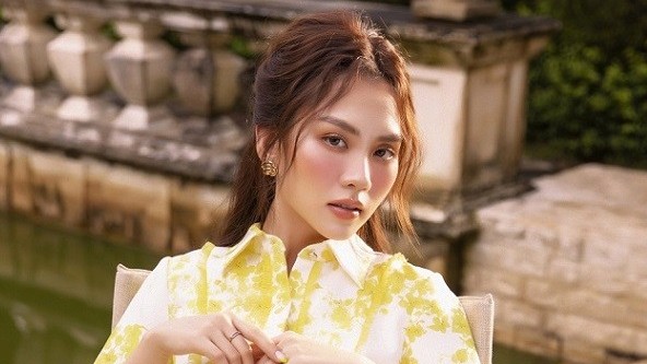 Hoa hậu Mai Phương gợi ý những mẫu váy đầm trang nhã dịp Tết đến Xuân về