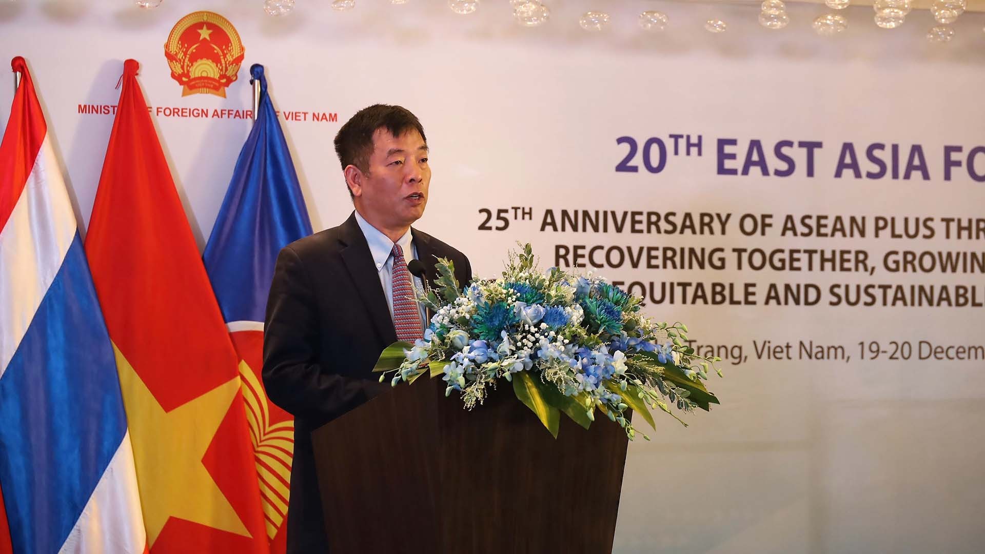 Đại sứ Vũ Hồ, Quyền Trưởng SOM ASEAN của Việt Nam phát biểu