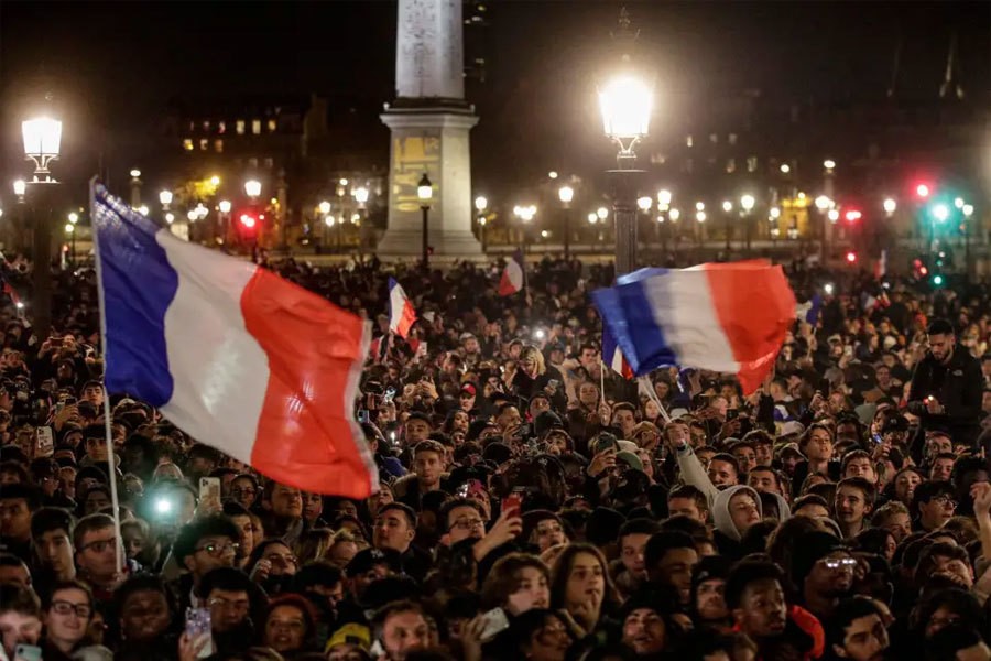 World Cup 2022: Đội tuyển Pháp được chào đón trong biển người hâm mộ