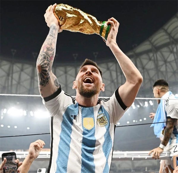 Lionel Messi - ngôi sao thể thao được 'like' nhiều nhất trong lịch sử Instagam